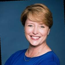 Last Monday, I had the opportunity to speak to and connect with Gies  accounting students at their ACCY 302 lyceum. We discussed being a CFO and  starting a business. Always enjoyable to