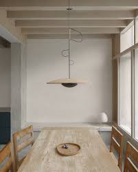 Your modern dining room display should make a decorative and intimate medium or large dining room pendant lighting offers more possibilities. Best 60 Modern Dining Room Lighting Design Photos And Ideas Dwell