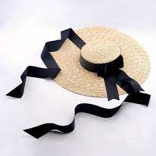 The European And American Designer Duds Large Eaves Flat Straw Etsy In 2021 Straw Hats Outfit Large Brim Sun Hat Outfits With Hats