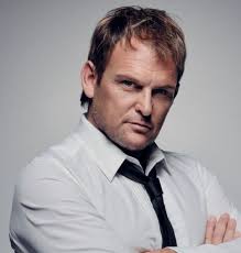 Steve se lirieke vir "Die Government Song"