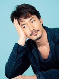 He is regarded as one of the most handsome celebrities in. ãƒ'ã‚²ç›®ç·š Vol 2 ã‚¤ãƒ©ã‚¹ãƒˆãƒ¬ãƒ¼ã‚¿ãƒ¼ çµµæœ¬ä½œå®¶ã®æ©‹æœ¬è±Šã§ã™