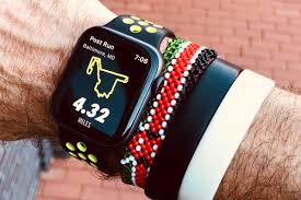 As a serious runner, it would be great to use strava and my apple watch to create and run interval workouts. Apple Watch Series 4 Review For Runners Believe In The Run