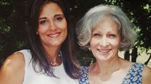 Rhonda Parr's Instagram, Twitter & Facebook