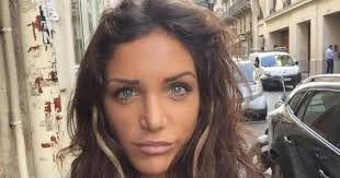 Mélodie capronnier mis à jour le 27/07/20 10:48. Julia Paredes Maxime Parisi Ne Souhaite Pas Assumer Son Enfant Elle Le Tacle Sur Snapchat Star 24