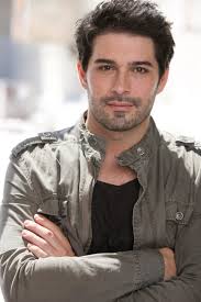 Jonathan Dane's Instagram, Twitter & Facebook