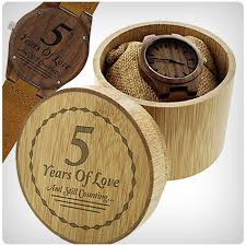 The gen xers at your workplace probably scoff at the idea, but celebrating employees who make it to the one year mark is a vital retention strategy. 26 Traditional Wooden 5 Year Anniversary Gifts They Ll Never Expect Dodo Burd