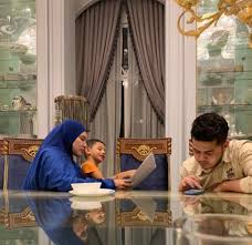 Dato aliff syukri dengan baby shima bergaduh (live instagram) dari ig live @aliffsyuktiterlajaklaris we don't. Cara Isteri Datuk Seri Aliff Syukri Melayan Anak Mendapat Pujian Denaihati