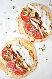 Chicken Gyros Recipe With Tzatziki Sauce Health Recette Grecque Recettes De Cuisine Recette