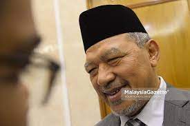 According to the state constitution, the sultan of kelantan shall first appoint the menteri besar to preside over the executive council and requires such menteri besar to be a member of the legislative assembly who in his. Pkp Lebih Ketat Kelantan Tunggu Keputusan Pusat Mb