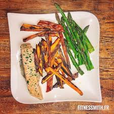 Le Repas Fit Par Excellence 120g De Saumon Vapeur 200g De Patate Douce Asperges Et Huile Dolive Macros Proteines 30 Plats Sains Saumon Vapeur Repas