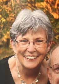 Penny Lind's Instagram, Twitter & Facebook