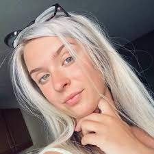 Amber Prewitt (@A_Prewitt)