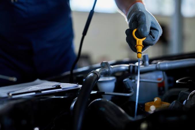 Is Changing Engine Oil Enough? The Truth Every Driver Should Know &ndash; Future Tires