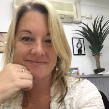 Jane Storey (@holidaygirl1212)