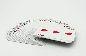 Photo playing cards make the perfect gift for friends and family. What Are The Features Of A Standard Deck Of Cards
