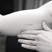Inner bicep arm tattoo roman numeral. Minimalist Date Tattoo In Roman Numerals On The Right Inner Arm Tatowierungen Tattoo Innenarm Geschwister Tattoo