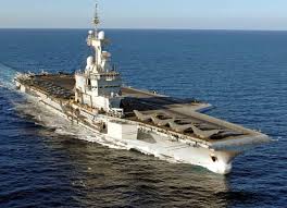 La version marine du rafale est adaptée à. Le Porte Avions Charles De Gaulle En Mission Mer Et Marine