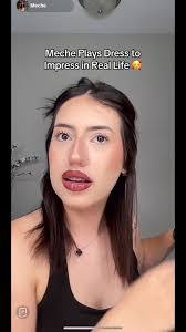 Debora Rivera's Instagram, Twitter & Facebook