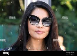 Elisa dospina immagini e fotografie stock ad alta risoluzione