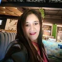 Elizabeth Arcos's Instagram, Twitter & Facebook