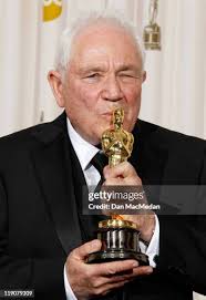 Kirk Simon and Karen Goodman pose in the press room during the 83rd... News  Photo