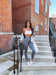 Your favourite leggings and our new obsession. Seamless Scrunch paired up  with Virtue Bra. @we.r.enough_ https://werenoughapparel.com/