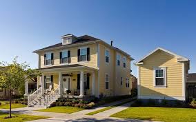 Modern Bungalows Yellow Modern Foursquare Bungalow Home Modern Bungalow Bungalow Homes House Colors
