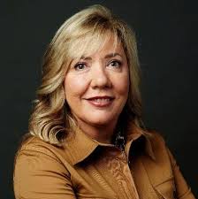 Forecast 2035: From AI to Quantum Leap