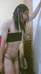 Novinha magrinha pelada : 2 Nude Pics | xHamster