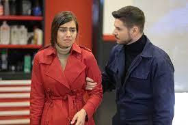 Tüm hayatını sıfırdan başlayarak ilmek ilmek işleyen yiğit, akıllı ve zeki bir karakterdir. 1001 Tv Hizli Ve Guvenilir Tv Haberciligi Fotograf Tv Aslan