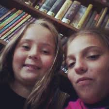 Daisy Wise (@dmwise24)