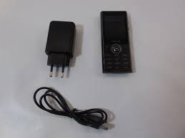 Мобильный телефон Philips Xenium X513