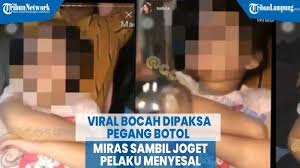 Ena ena lagı di gubug ‼️ bangkey motovlog ındonesıa. Video Viral Bocah Dipaksa Pegang Botol Miras Sambil Joget Pelaku Menyesal Dan Minta Maaf Tribun Lampung