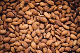 Les remontées acides se caractérisent par une douleur de type brûlure, qui remonte dans le thorax au niveau du sternum. Reflux Gastrique Un Traitement Naturel Par Les Aliments A Vogel Complements Alimentaires Naturels