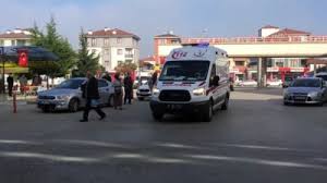 Duzce Traktor Sarampole Devrildi 3 Yarali