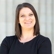 I'm switching roles! I recently completed a 5-year term as inaugural dean  of the College of Business at Doane University. I'll be returning to my  faculty role to teach and work on