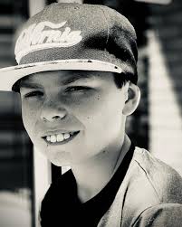 Susan Harrison ,Stylist/Colorist