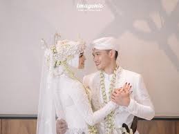Menjahit gaun pengantin itu hampir sama besarnya dengan menyewa gaun pengantin. Rukun Menikah Dan Syarat Sahnya Dalam Islam