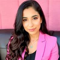 Cathy Arellano's Instagram, Twitter & Facebook