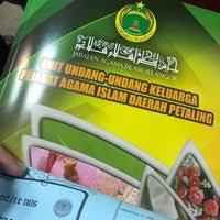 Two centers directly under its wings are persatuan pemulihan sultan azlan shah, bercham and persatuan pemulihan sultan azlan shah, city centre. Menara Utara Bangunan Sultan Idris Shah Jais Shah Alam Shah Alam Selangor