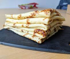 Ultra Simple Avec A Chaque Fois Un Petit Bonus Si Vous Voulez Ameliorer Votre Crepe Jeu Une Recette Avec Seulement 5 Ingredients Prete Litteralement En Un T