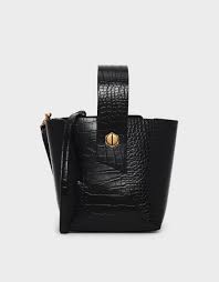 The formative histories of egypt, the levant, mesopotamia, india and china. Fashion Month Street Style Has Convinced Maria She Needs Another Handbag Fashionista