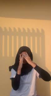 Model baju adat jawa satu ini memiliki kesan yang sangat romantis ketika sesi pemotretan, paduan warna abu dan biru dongker menjadikan lebih mewah. 21 Ide Model Pakaian Model Pakaian Gaya Remaja Potret Diri