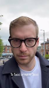 Found 15 minutes for an overdue haircut. Thanks @stanleytucci for #glasses  inspo.