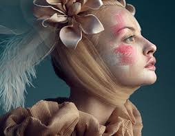 Eva Cabrera's Instagram, Twitter & Facebook