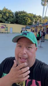 Knotts Berry Farm Bag Policy 2023