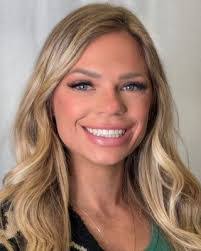 Juliet Walters's Instagram, Twitter & Facebook