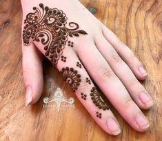 Alhamdulillah makin ramai yang mahu mendirikan masjid maka bertambahlah umat nabi muhammad. 52 Ide Henna Tangan Henna Henna Tangan Desain Henna