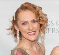 Can someone edit my sister's headshot?