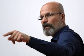 43, 44, 42,5, 44,5 odkryj oferty ceneo Zacher Gabor Az Ember Csak Ugy Tud Segiteni Ha Kivulrol Szemleli A Rendszert Ectopolis Magazin